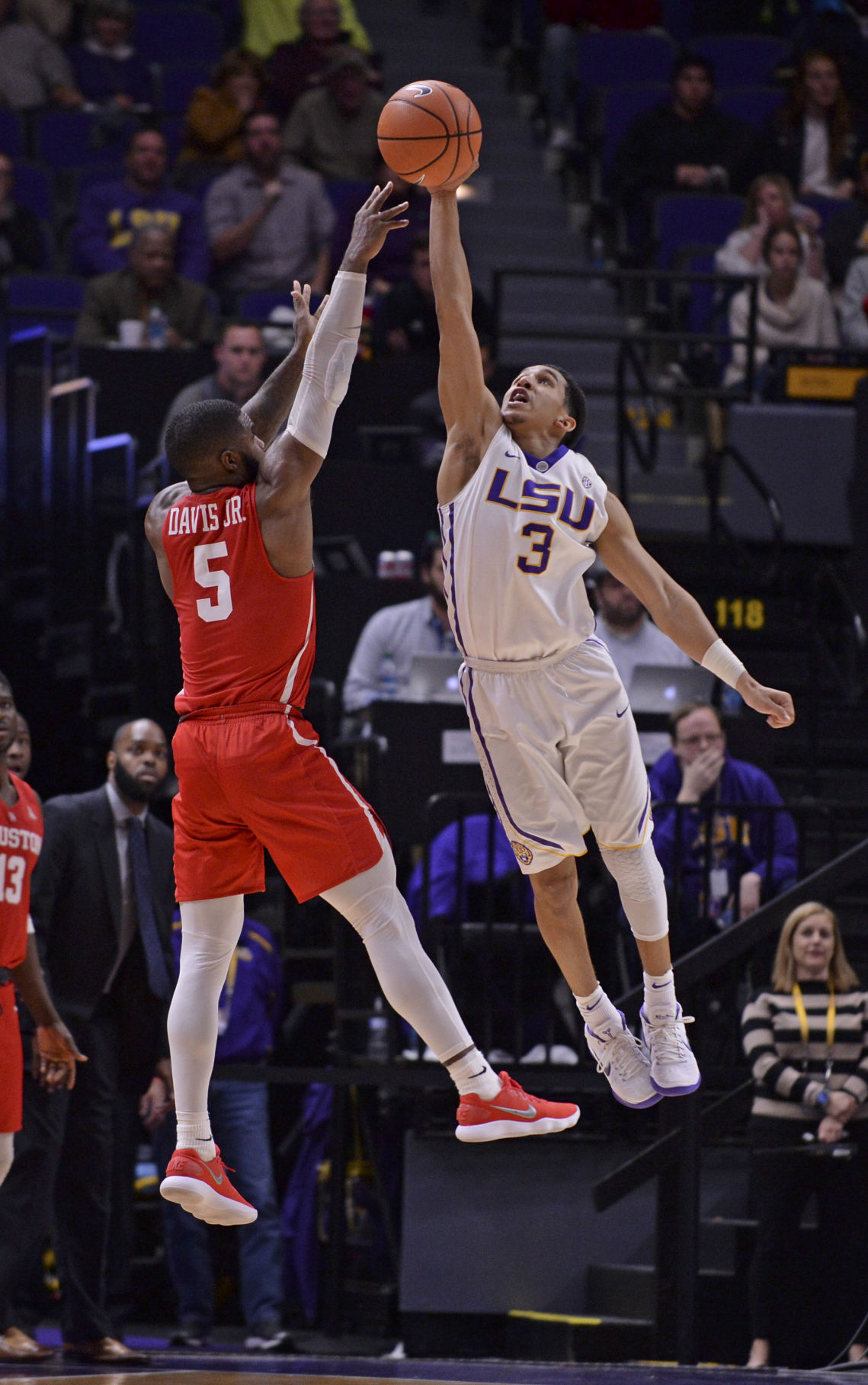 lsuhoustonbasketball.121417 HS 2429.jpg